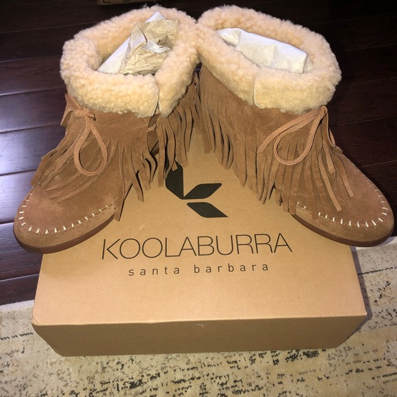 Koolaburra Shoes - Koolaburra Mocky Moc Shearling Wedge Boot 7.5 US ASO CELEBRITY COACHELLA